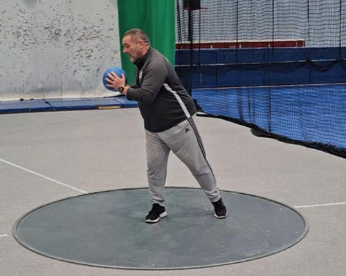 2. Runde: Offenes Training im Kugelstoßen für Vereine mit talentierten Athleten:innen